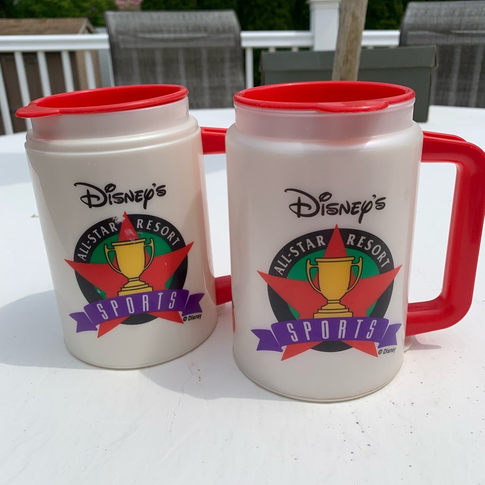Vintage Disney All-Star Resorts Sports Whirley Mug Set Of 2 (12 Oz) Red
